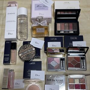 ★即決送料込み★ディオール未使用コスメまとめ売り コスメまとめ売り 化粧品 アイシャドウ ファンデ フェイスパウダー 化粧水 香水