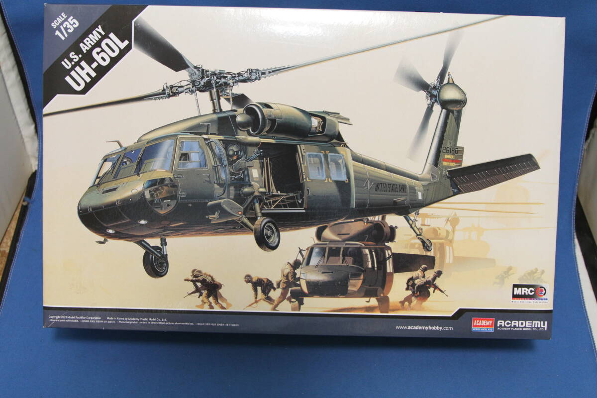 (未使用･未開封品)　アカデミー 1/32 UH-60L ブラックホーク プラモデル gsx453j Amazon | アカデミー 1/32 UH-60L ブラックホーク プラモデル