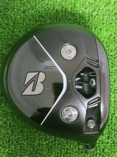 送料無料(DH984)希少B Limited 415!ウエイト変更。BRIDGESTONE ブリヂストン Bリミテッド415 9.0度 1W ドライバーヘッド単品 カバー付