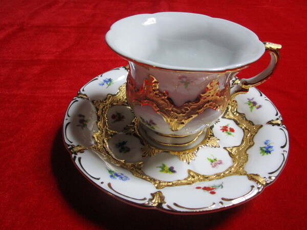 Meissen マイセン Bフォーム グランツゴールド カップ&ソーサー『宮廷の小花』金彩 一級品 管理No.0071