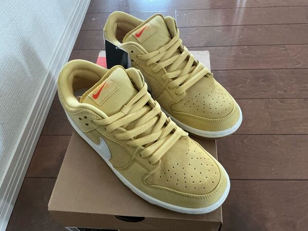 NIKE SB DUNK LOW PRO Saturn gold