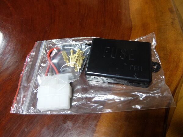 即決 TZR250 1KT系 ヒューズボックスリペアキット XJ400(1KT 2XT