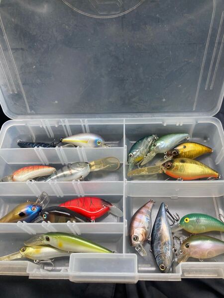 クランクベイト 17点 KVD1.5 コンバットクランク リトルPT ベビーシャッド他 バスルアーセット