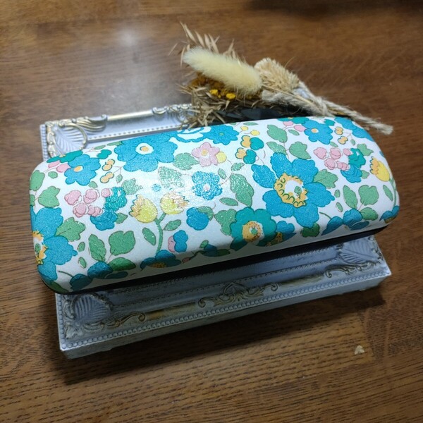 ♪メガネケース 眼鏡ケース 花柄 ボタニカル デコパージュ ハンドメイド♪