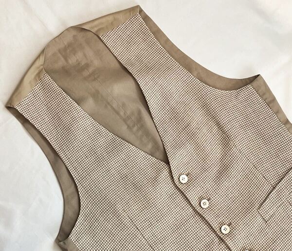 LARDINI 近年モデル ラルディーニ サイズ 44 S~M ジレ ベスト 最高級 ベージュ系 ウール リネン イタリア製