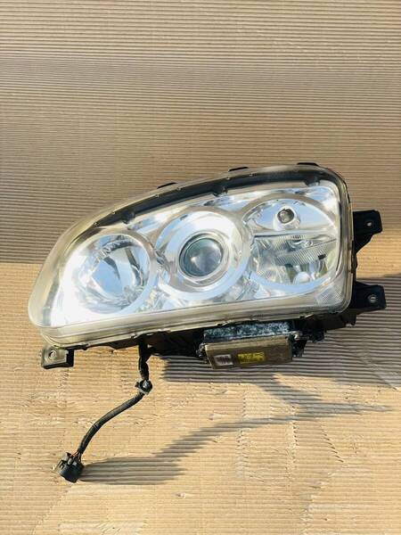 左側 左 純正 ASSY プロフィア レンジャー HID ヘッドライト ヘッドランプ日野 動作問題ありません KOITO 100-35020 100-35015 100-35889