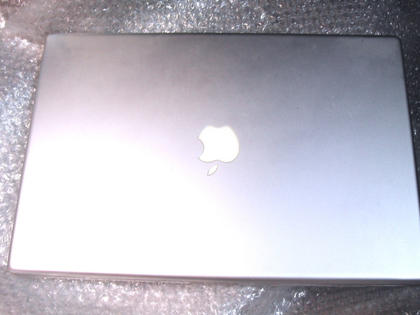 Appleノートブック「MacBook Pro A1260 Early 2008 /Core 2 Duo 2.5 15インチ」液晶不良ジャンク・動作OK現状渡し・部品取りに・格安即決!!