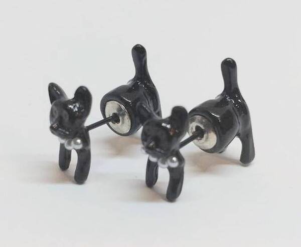 送料無料! 黒猫 猫 ネコ ねこ ピアス 両耳用 ストリート 病み系 ゴスロリ ロック ネオスマ