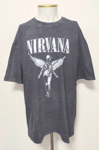 送料無料!【XXLサイズ】ニルヴァーナ NIRVANA Tシャツ チャコール モノクロ 天使 ロック ストリート パンク 病み系 ネオスマ
