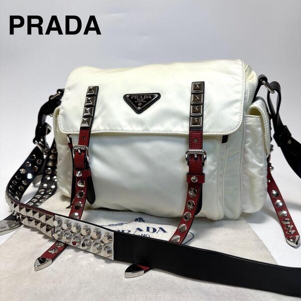 o70【美品】近年モデル プラダ PRADA 三角ロゴ ナイロン レザー スタッズ ビジュー メッセンジャーバッグ ショルダーバッグ