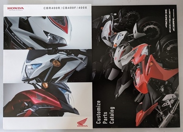 CBR400R / CB400F / 400X (EBL-NC47) 車体カタログ 2013年4月 CBR400R CB400F 400X 古本・即決・送料無料 管理№ 8274 R