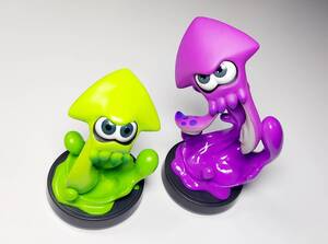 ★任天堂スイッチ『アミーボ イカ2体セット 【ネオンパープル】 スプラトゥーン 』Nintendo Switch amiibo 美品 中古 ★