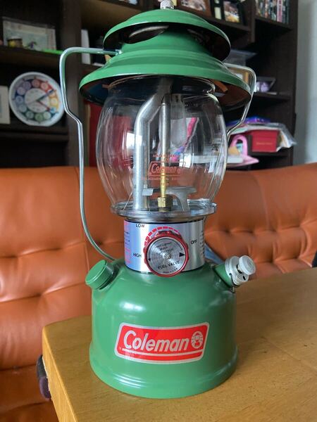 傷なし美品 コールマン Coleman ガソリンランタン 200B アマガエルカラー ビンテージ