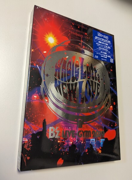 M 匿名配送 Blu-ray B'z B'z LIVE-GYM 2019 -Whole Lotta NEW LOVE- ブルーレイ ビーズ 松本孝弘 稲葉浩志 4560109089239