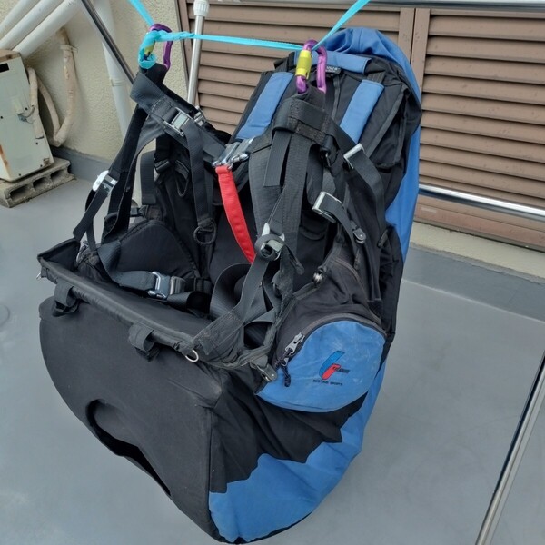 ファルホーク製 エアバッグハーネス Sサイズ パラグライダー スープエアー