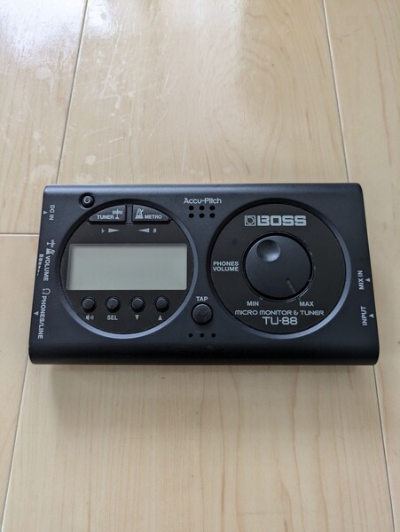 BOSS (ボス) TU-88 / BK Micro Monitor & Tuner マイクロモニター&メトロノーム搭載 クロマチックチューナー 中古