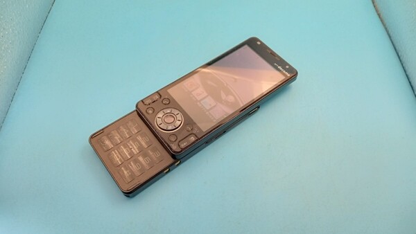 K3422 docomo FOMA P-03D Panasonic/ パナソニック 簡易動作確認&簡易清掃&初期化OK 判定○ 現状品 送料無料