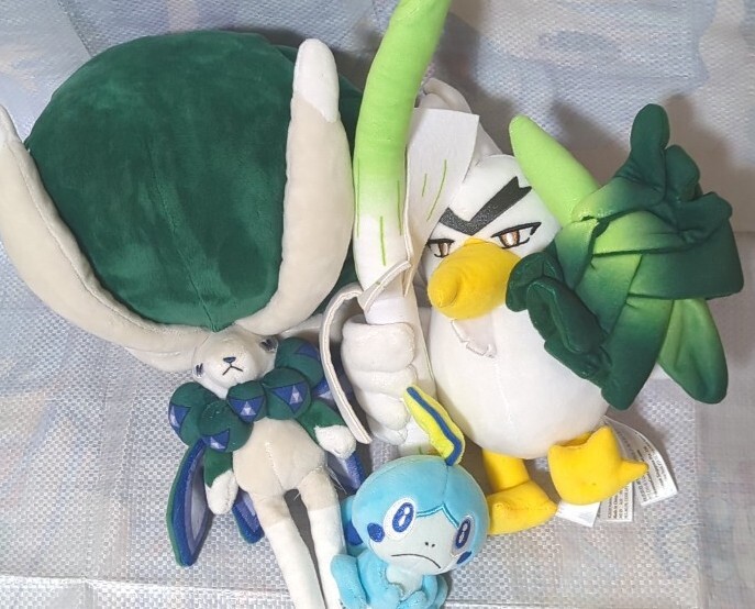 Yahoo!オークション -「ポケモンぬいぐるみまとめ」の落札相場