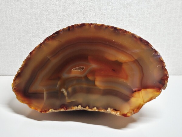 【赤メノウ】◆1.4kg◆ 瑪瑙 メノウ アゲート 原石 鑑賞石 自然石 天然石 誕生石 宝石 水石 鉱物 鉱石 置物 インテリア