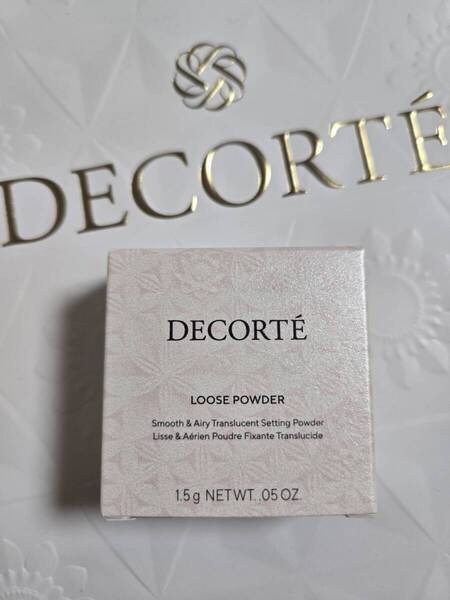 新品★COSME DECORTE コスメデコルテ ルース パウダー 01♪輝くような華やかなツヤを叶えるシアーピンク★ミニサイズ 1.5g♪