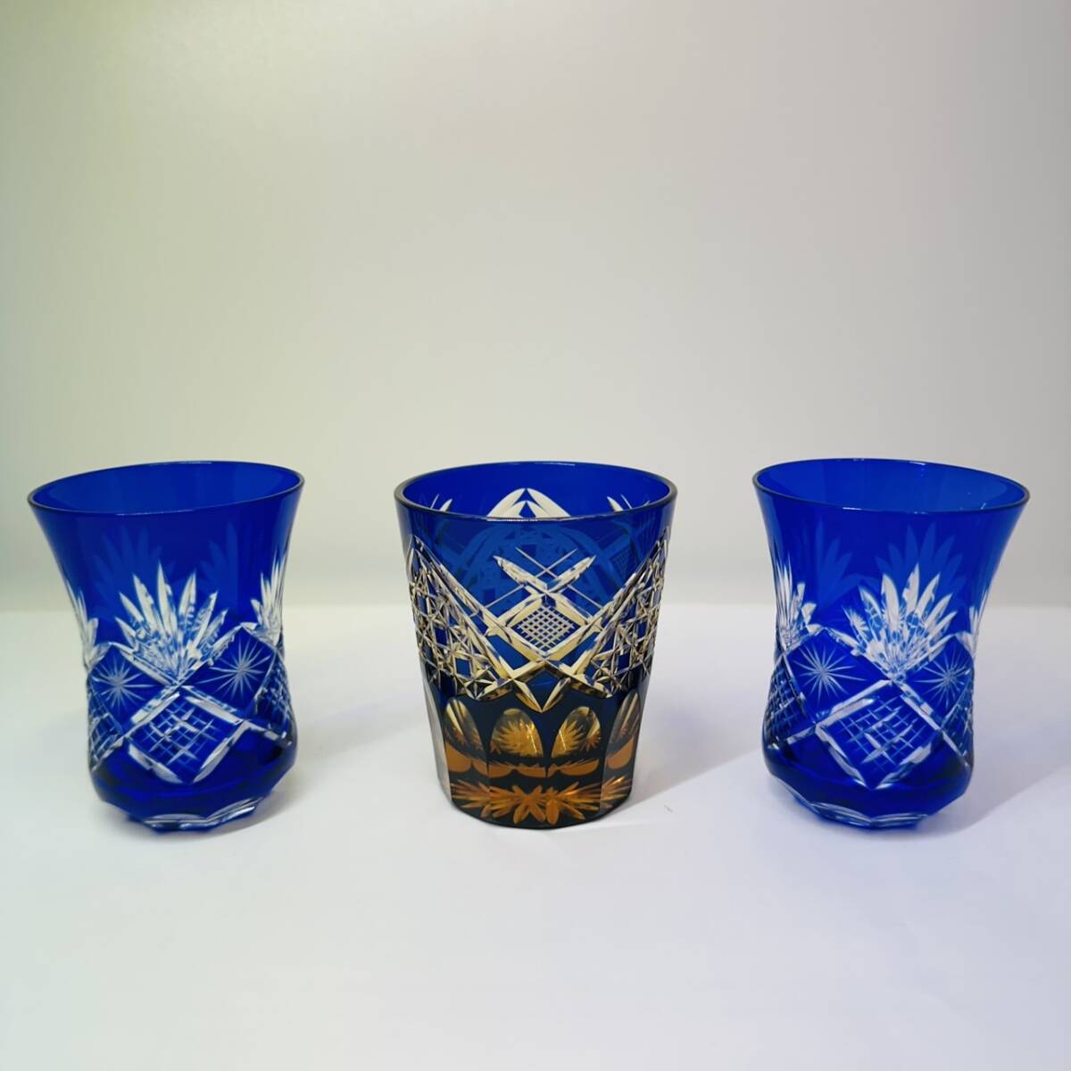 3Nov20 OF青】中古未使用 江戸切子 廣田硝子 藍 盃 菱菊紋 ぐい呑