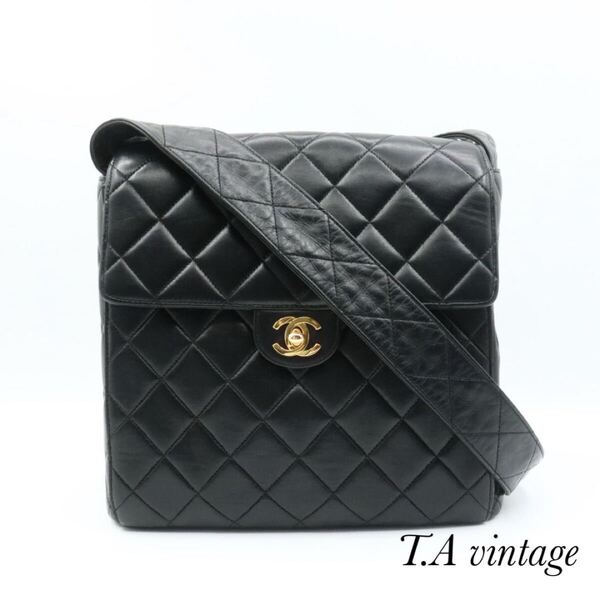 CHANEL 美品 シャネル ラムスキン マトラッセ ショルダーバッグ ブラック