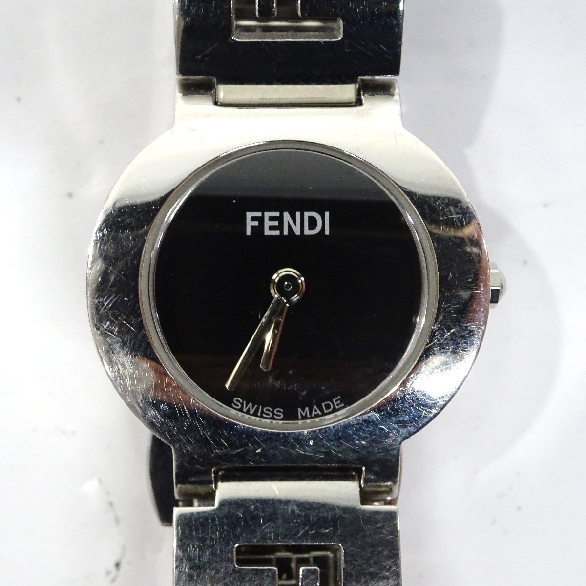 フェンディ ブラックダイヤルウォッチ 3050L Yahoo!オークション -「fendi 3050l」の落札相場・落札価格
