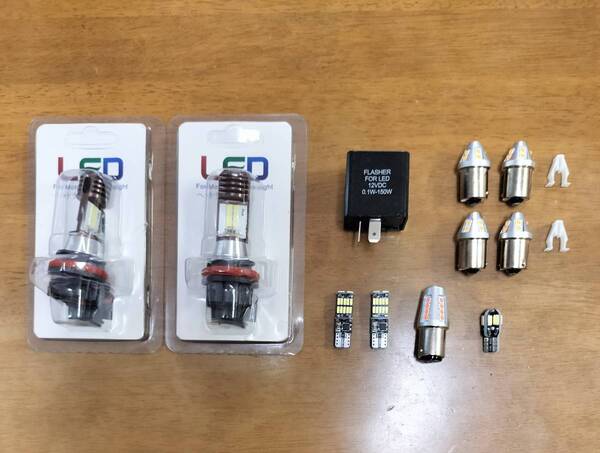 最も良かった3代目モデル! PCX125 PCX150 JF28 KF12 等に! HS5 LED ヘッドライト フルセット