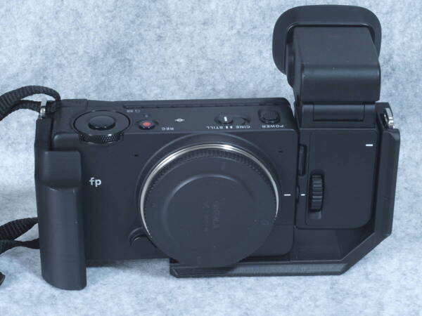 #SIGMA FP / FPL 用 L型ブラケット(EVF-11併用)、アクセサリーシュー(ファインダー用)、ハンドグリップ(背高・縦吊)一式