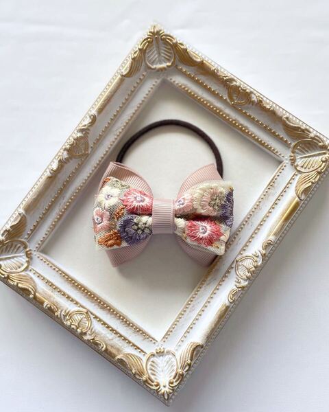 ★★ハンドメイド80 ヘアゴム リボン インド刺繍リボン ヘアアクセサリー★★