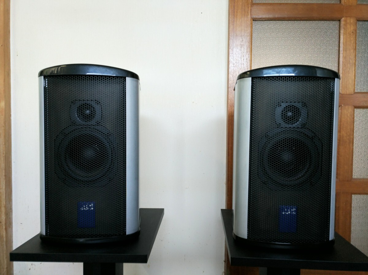 ATC SCM10 スピーカー SCM10 Signature Edition - ATC Loudspeakers