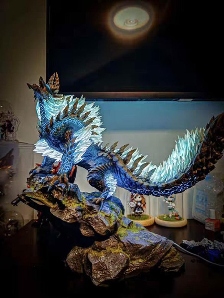 モンスターハンター ジンオウガ フィギュア 28cm 発光可