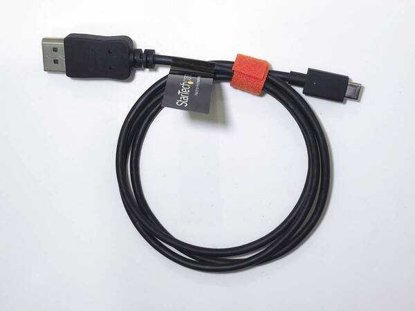 StarTech.com USB-C - DisplayPort ディスプレイケーブル 1m 4K/60Hz CDP2DPMM1MB
