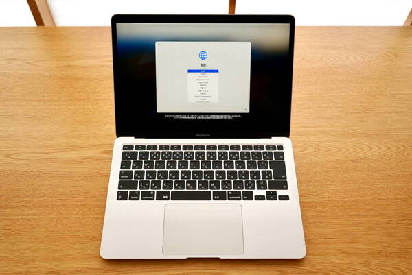 即決☆傷なし超美品☆送料無料☆Apple MacBook Air 13インチ(Early 2020)シルバー / Core i3 1.1GHz / 8GB / 256GB / MWTK2J/A