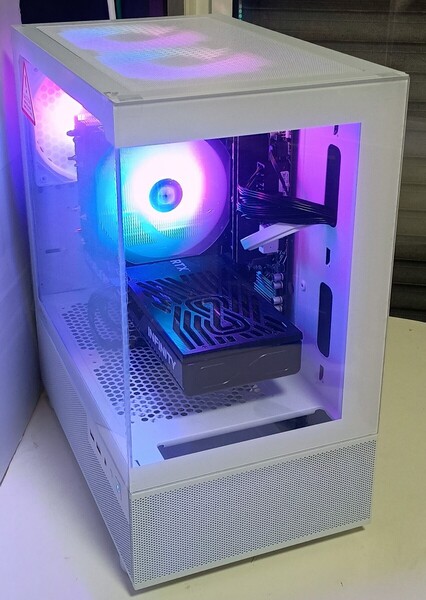 最新RTX5060ti 16GB搭載 新品パーツ構成 ゲーミングPC Ryzen7 7700 メモリ32GB SSD1TB Windows11 ドラクエ FFベンチ
