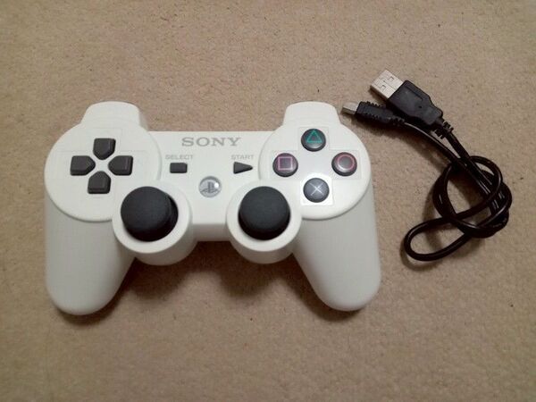 PS3 ワイヤレスコントローラ(ホワイト) CECHZC2J DUALSHOCK3 デュアルショック3 中古 美品