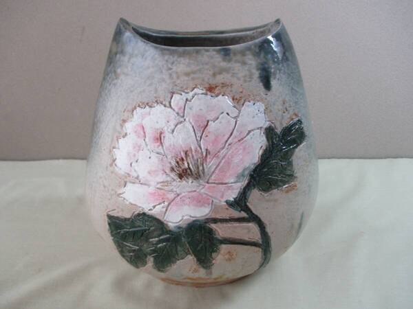花瓶(陶器製・花の絵): 焼物・花器・花生け・陶芸・インテリア