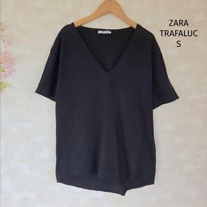 ZARA TRAFALUC VネックTシャツ カットソー【S】