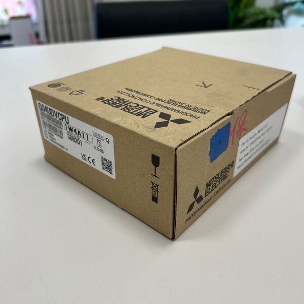 三菱電機 シーケンサ Q04UDVCPU 2025年製