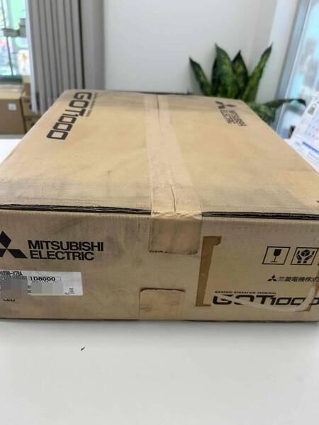 ★未開封 三菱電機 GT16 15型XGA タッチパネル GT1695M-XTBA 2015年製
