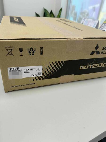 ★未使用品 三菱電機 グラフィックオペレーションターミナル GOT2000シリーズ GT2715-XTBA 2023年製