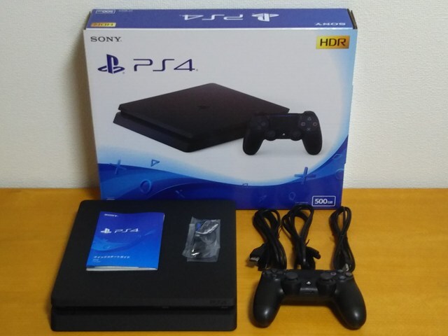 Amazon.com: PlayStation 4 Jet Black 500GB (CUH-2200AB01)