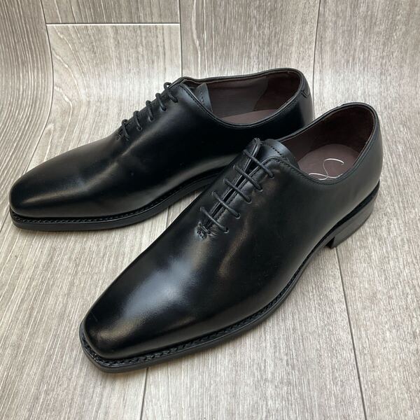 【アウトレット】ホールカット◆ブラック◆サイズ6.5(24.5cm)紳士革靴 グッドイヤー製法 ビジネスシューズ 牛革 黒 冠婚葬祭 フォーマル
