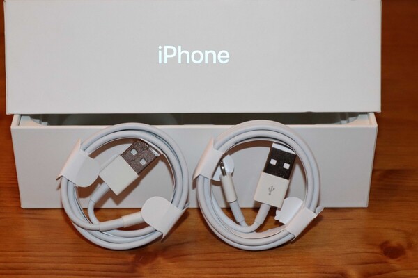 箱なし 2本 iPhone 充電器 ライトニングケーブル1m 純正工場品
