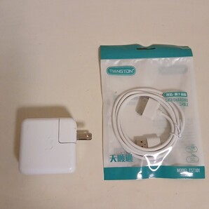 Apple純正アダプター + 未使用 30ピン 30pin DOCKケーブル 充電 データ通信 1m 送料込み
