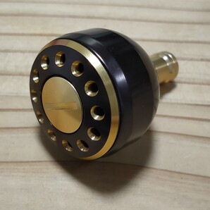 ダイワ、シマノ対応 ハンドルノブ ブラウン×ゴールド 32mm