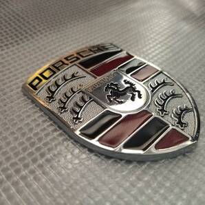 【ゆうパケット送料込】PORSCHE エンブレム シルバー 横5cm×縦6.8cm ⑥ポルシェ 911 718 ケイマン ボクスター カイエン マカン パラメーラ