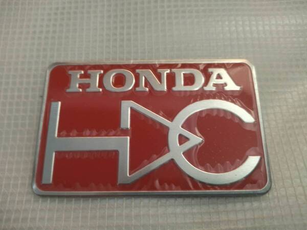 【ゆうパケット送料込】HONDA(ホンダ)エンブレムプレート レッド 縦5cm×横8㎝ ムゲン
