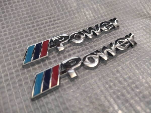 【ゆうパケット送料込】BMW M POWER ミニエンブレム メッキシルバー 縦1.1cm×横6.5cm×厚2mm 2枚組 ①