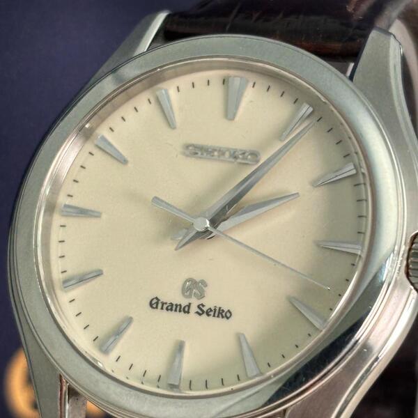 Grand Seiko 9F61-0A10 クウォーツ